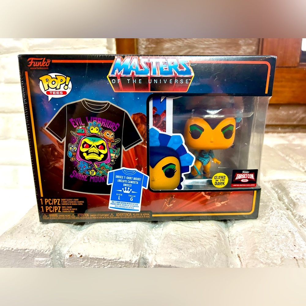 Masters of the Universe Funko Pop and Tee Bundle